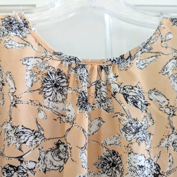 Blush patterned NWT XL Daniel Rainn sleeveless top with beautiful detailing - Picture 5 of 5